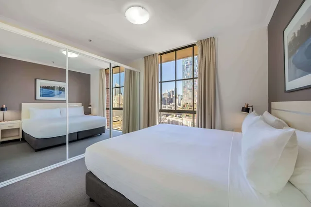 شقة بسرير كينج وسريرين منفصلين بغرفتي نوم، Oaks Sydney Goldsbrough Suites 2/10
