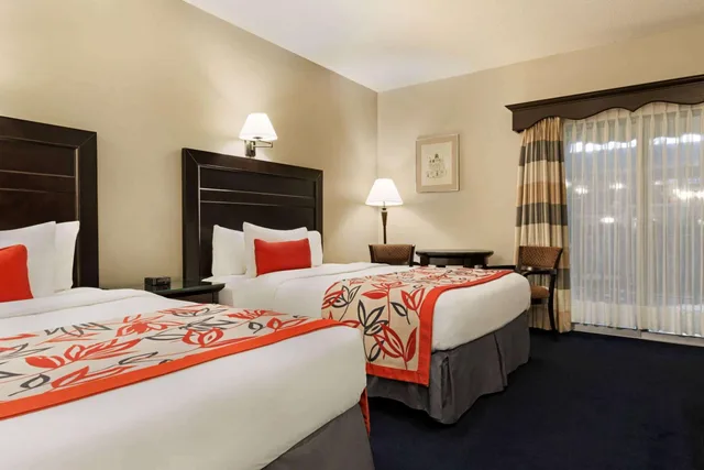 Interior, Courtyard, 2 Queen Beds, Pet Friendly، Ramada By Wyndham Fredericton 1/5
