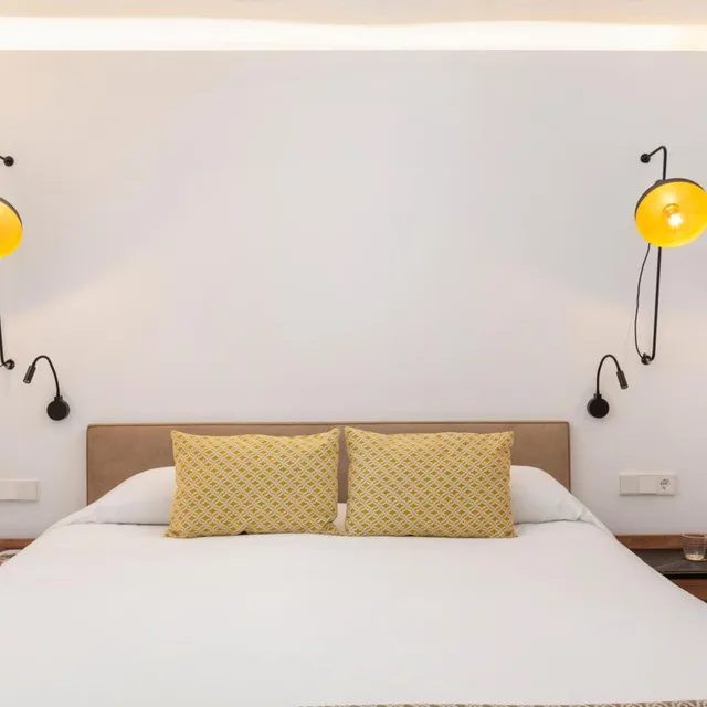 غرفة ديلوكس بسرير مزدوج بإطلالة على المسبح، Hotel Can Quetglas 8/10