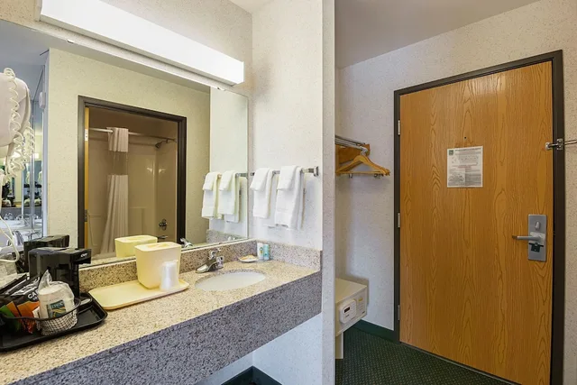 جناح بسرير كينج وسرير كوين، Quality Inn & Suites Belmont - Platteville 3/3