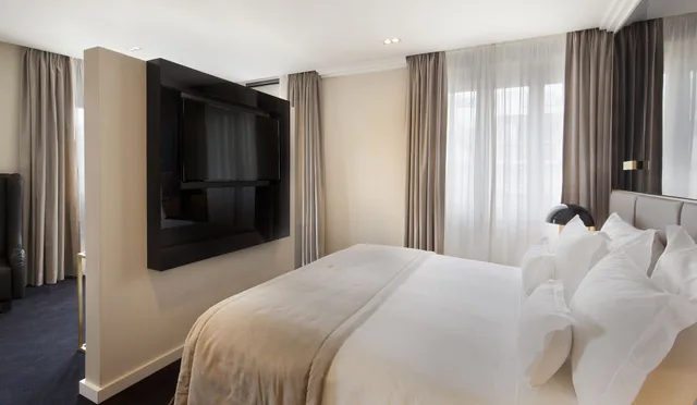 Rossio, Suite, King Bed, Square View، Altis Avenida Hotel 3/10