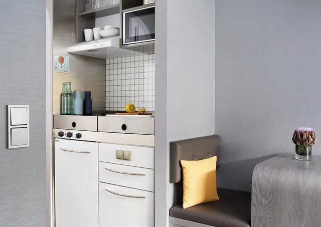 Business, Plus, Double Bed, Balcony or Terrace، Living Hotel Nurnberg 6/8