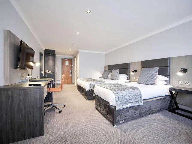 غرفة عائلية، Mercure Newcastle George Washington Hotel Golf and Spa 2/3