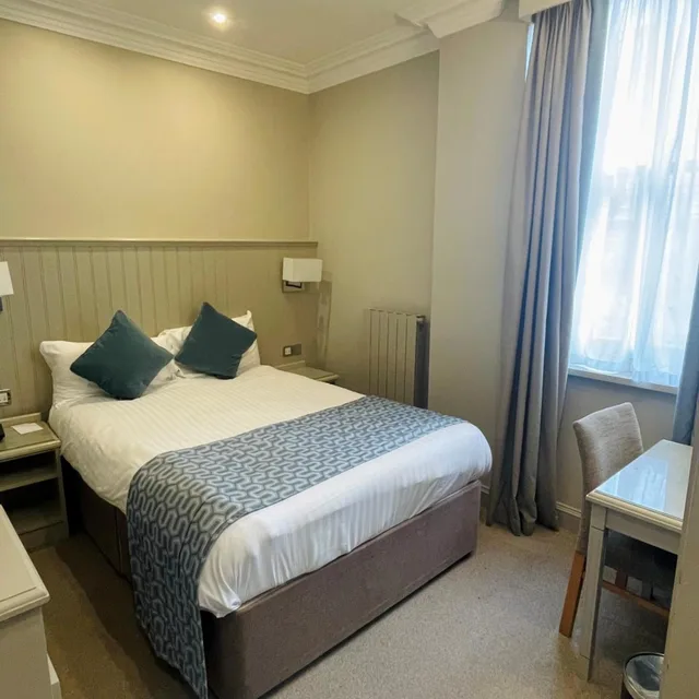 غرفة صغيرة مزدوجة، Crown And Mitre Hotel Sure Hotel Collection By Best Western 4/8