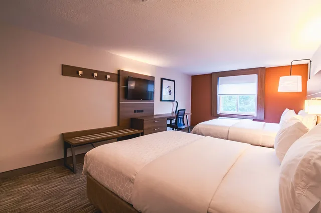 جناح بسريرين كوين، Holiday Inn Express & Suites Lincoln East - White Mountains 1/6