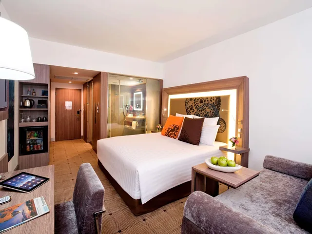 Executive, King Bed, Premier Floor، Novotel Bangkok On Siam Square 3/5