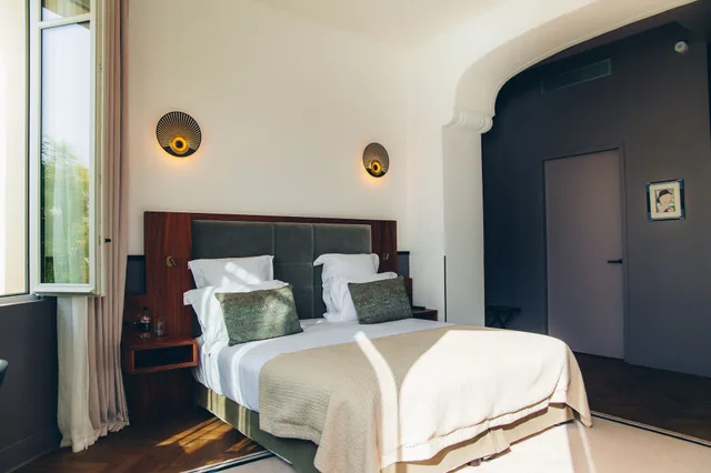غرفة كلاسيكية بسرير كينج، Hotel Les Roches Blanches 4/7