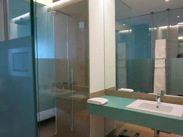 Superior, Double or Twin Bed, Sea View, Beach Building، Inatel Albufeira 1/1