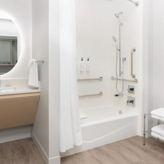 جناح استوديو بسرير كينج مع أريكة لذوي الإعاقة، TownePlace Suites by Marriott Pleasanton 4/4