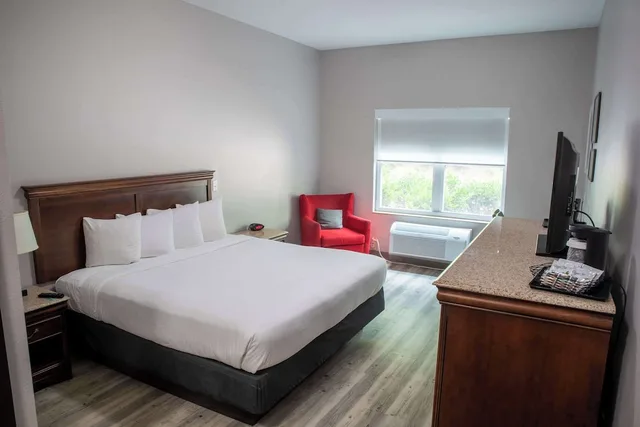 غرفة بسرير كينج، Country Inn Suites By Radisson Wilmington Nc 1/6