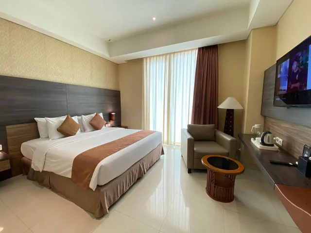غرفة ديلوكس بسرير كينج، Crystal Lotus Hotel 2/3