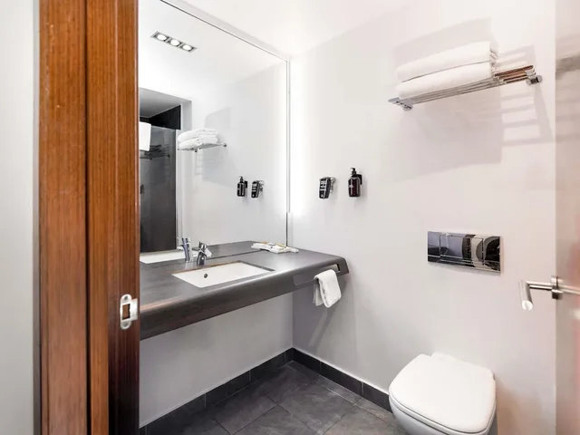 غرفة بسريرين منفصلين، Ibis Styles Accra City Airport 6/6