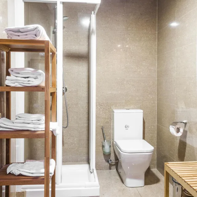 شقة بغرفتي نوم، Mola Suites 1/6