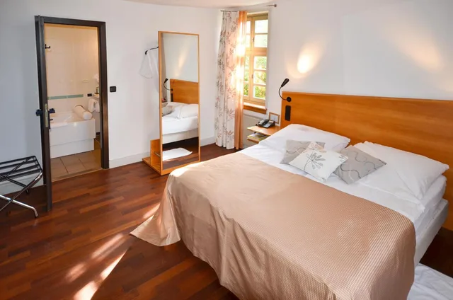 suite, Restaurant - Hotel Hoerhof 3/6