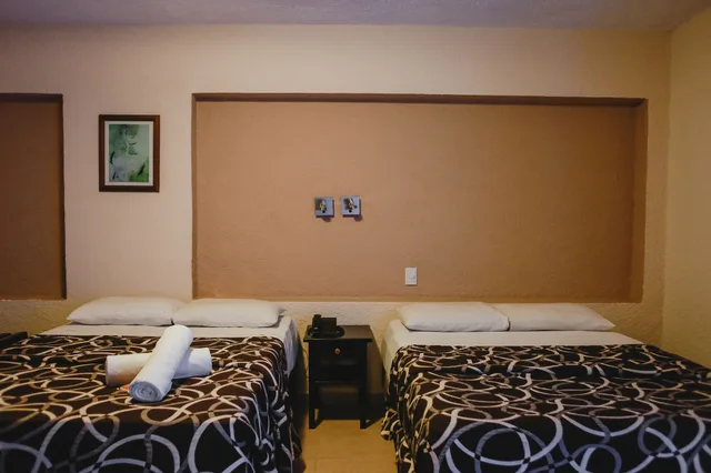 غرفة ثلاثية بسريرين مزدوجين، Hotel Colon Merida by Kavia 5/9