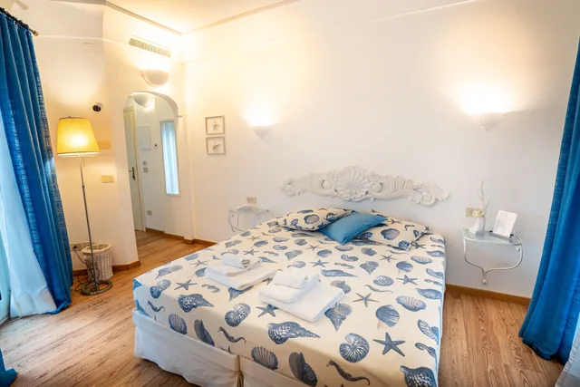 Panoramic, Twin Beds, Covo Dei Saraceni 2/4