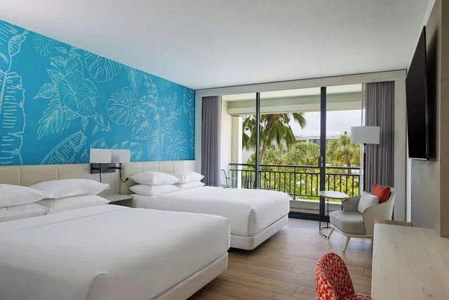 Room, 2 Queen Beds, Partial Ocean View, Curacao Marriott Beach Resort 3/7