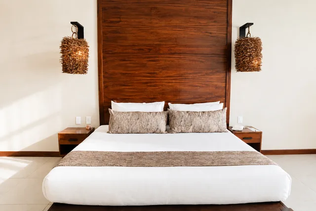 Room, King Bed, Ocean Front, The Mint Resort Isla Mujeres 2/3
