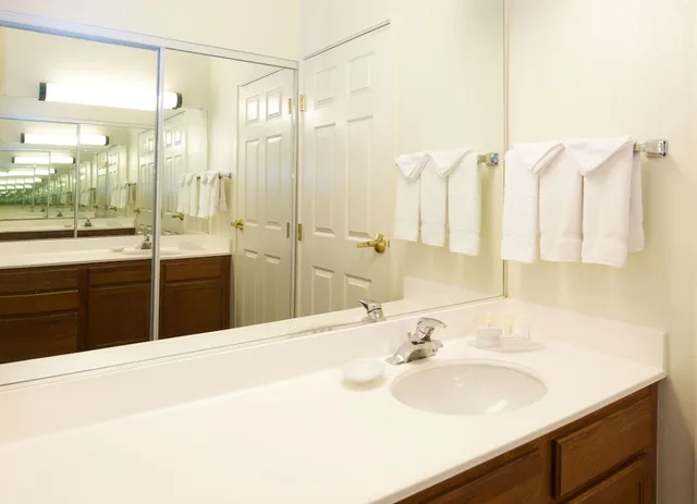 Studio, King Bed, Golf Course View, Sofa, Balcony، Residence Inn By Marriott Palm Desert 3/3