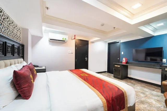 Standard, Double Bed, Collection O Havana Airport Hotel 1/6