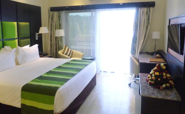 Junior Suite, Best Western Premier Garden Hotel Entebbe 3/8
