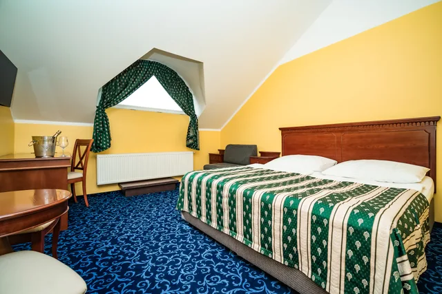 غرفة بسرير مزدوج أو سريرين منفصلين، Hotel Otakar 4/5