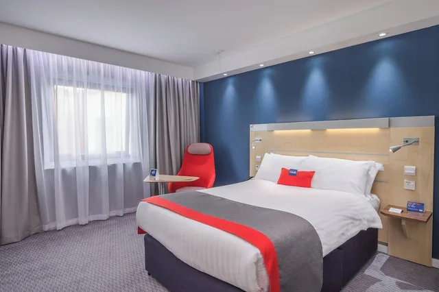 غرفة قياسية بسرير مزدوج، Holiday Inn Express Kettering 2/8