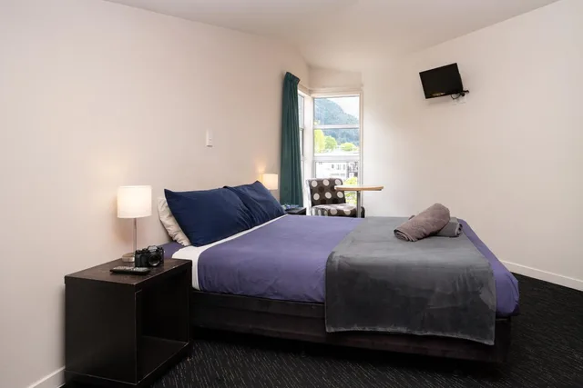 غرفة اقتصادية بسرير مزدوج بحمام مشترك، Haka House Queenstown 1/3