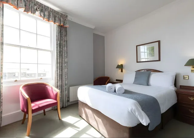 غرفة سوبيريور بسرير مزدوج، Carlton Hotel 4/5