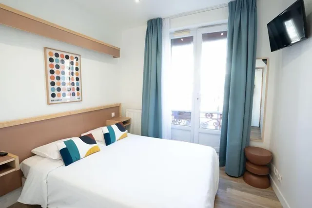 غرفة مفردة، Edgar Quinet Hotel 1/7