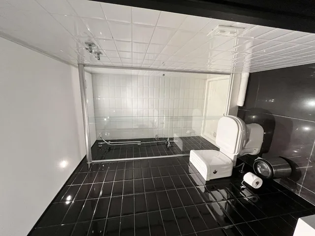 غرفة عائلية بسرير مزدوج وسريرين منفصلين، Ibis Styles Montevideo Biarritz 10/10