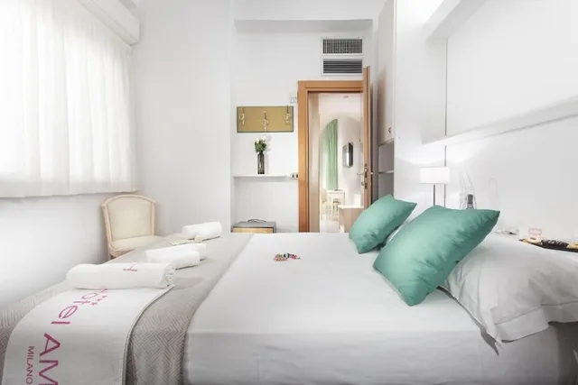 Room, Quadruple, Twin Beds, Bunk Bed, Hotel Ambra 1/4