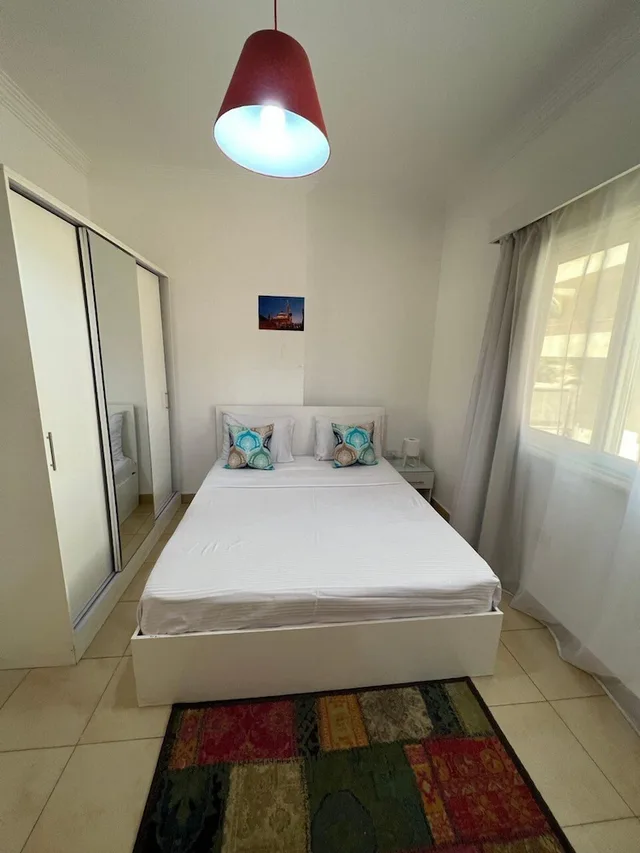 شقة بسرير كوين بغرفة نوم واحدة مع أريكة، Lilly Apartments 5/8