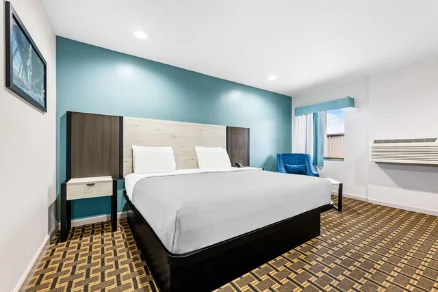 غرفة بسرير كينج، SureStay by Best Western Huntsville University Area 4/6