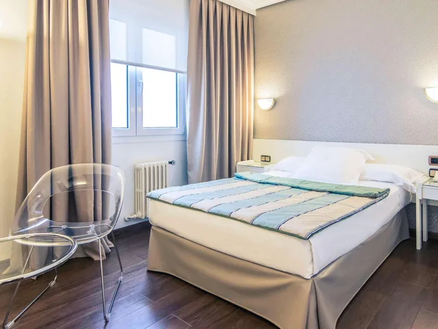 Interior, Single, Mercure San Sebastian Monte Igueldo 2/9