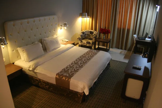 غرفة ديلوكس بسرير كينج، Ritz Garden Hotel Manjung 1/3