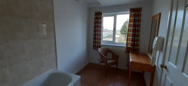 غرفة بسرير كينج، Burlton Inn 10/10