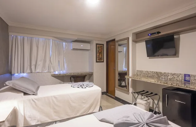 Superior, Double Bed, Side Sea View، Atlantico Praia Hotel 7/10