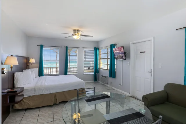 Courtyard, Deluxe, Queen/Queen, Kitchen، Hollywood Beach Hotels 9/9