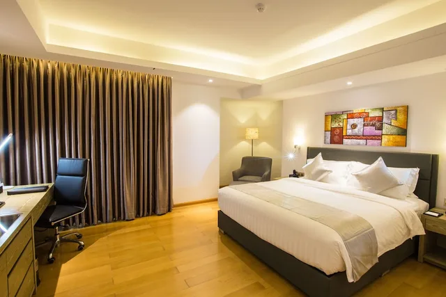Superior King Double (One king bed for sharing two people)، Golden Tulip the Grandmark Dhaka 1/10