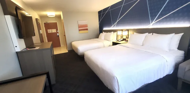غرفة قياسية بسريرين كوين، Comfort Inn & Suites Oklahoma City, OK 4/5