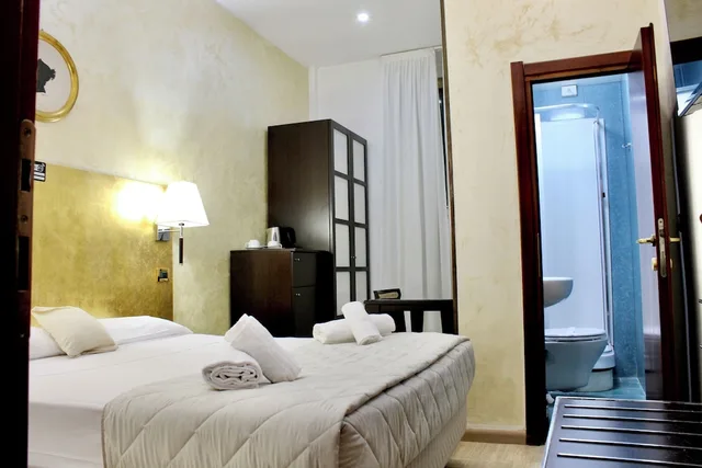 Classic, Twin Beds, Hotel Fiorella 5/10