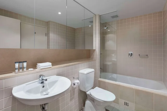 شقة بسرير كينج وسرير كوين وسريرين منفصلين بـ3 غرف نوم، Oaks Glenelg Plaza Pier Suites 6/6