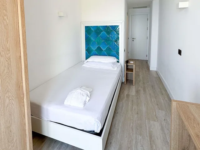 غرفة ديلوكس بسرير فردي بإطلالة على البحر لذوي الإعاقة، Splendid Hotel Taormina 2/3