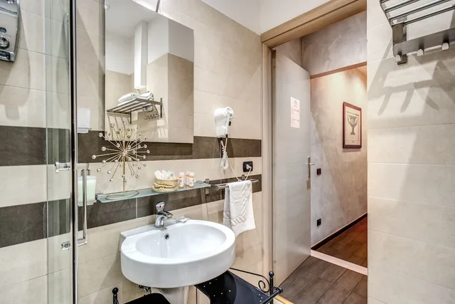 غرفة ثلاثية بسرير مزدوج وسرير فردي، La Residenza Dell Angelo 7/10