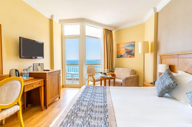 Room, Sea View, Salamis Bay Conti Resort and Casino 1/1