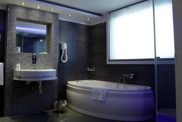 جناح، Cristal Hotel Palermo 2/3