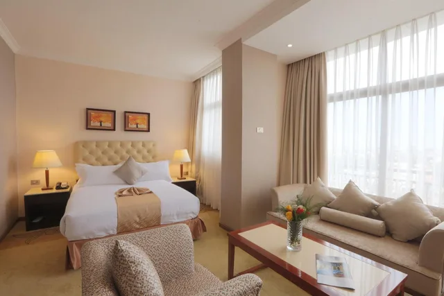 جناح جونيور، Getfam Hotel 6/8
