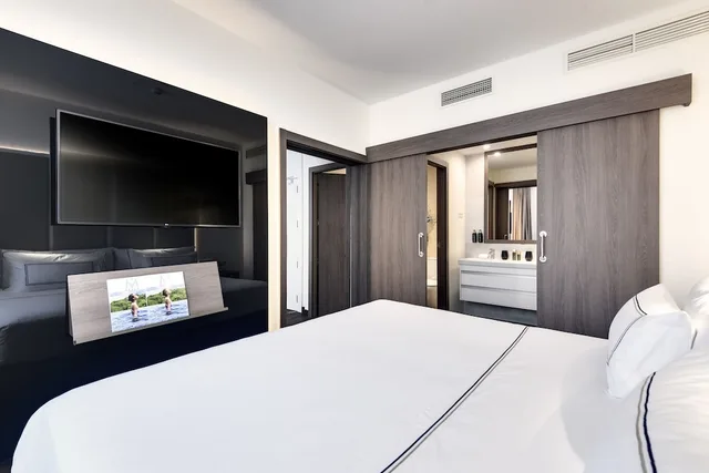 Grand, Connecting, the Level, Premium، Melia Madrid Serrano 2/8