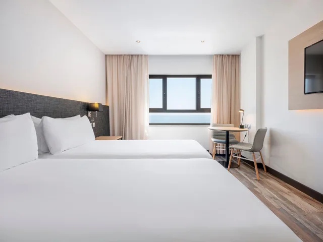 غرفة بإطلالة على البحر، Hotel Cadiz Paseo Del Mar Affiliated By Melia 2/10